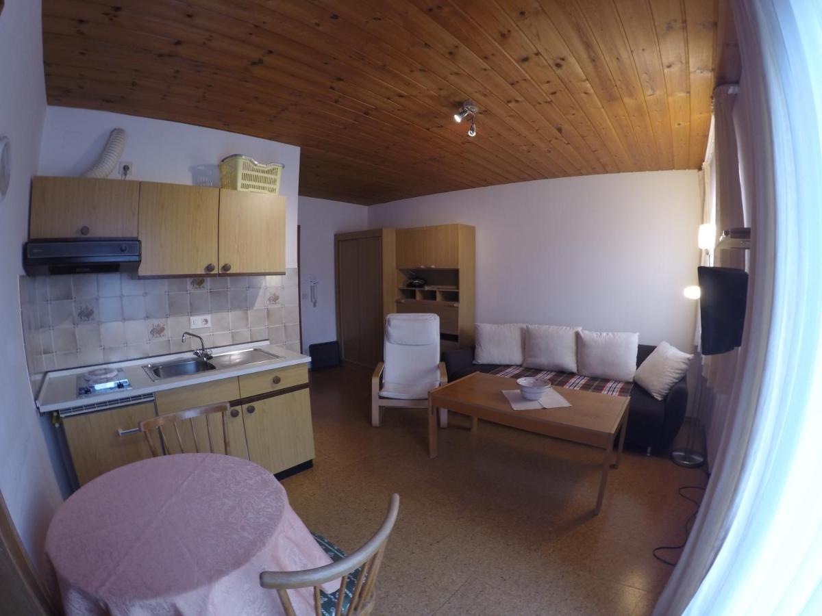Dangl Gbr, Gaestehaus Sonnenhof - Inkl. Chiemgau Karte Bergen  Room photo